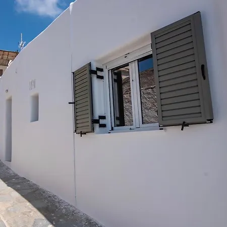 Izabella's House Naxos Apartament *