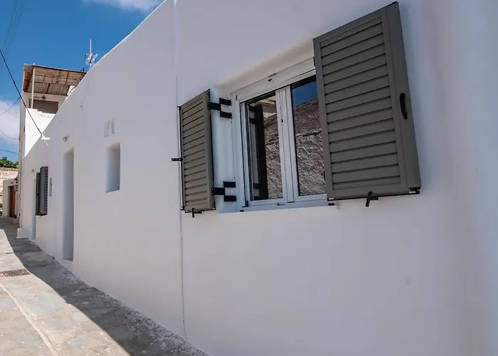 Izabella's House Naxos Apartment *